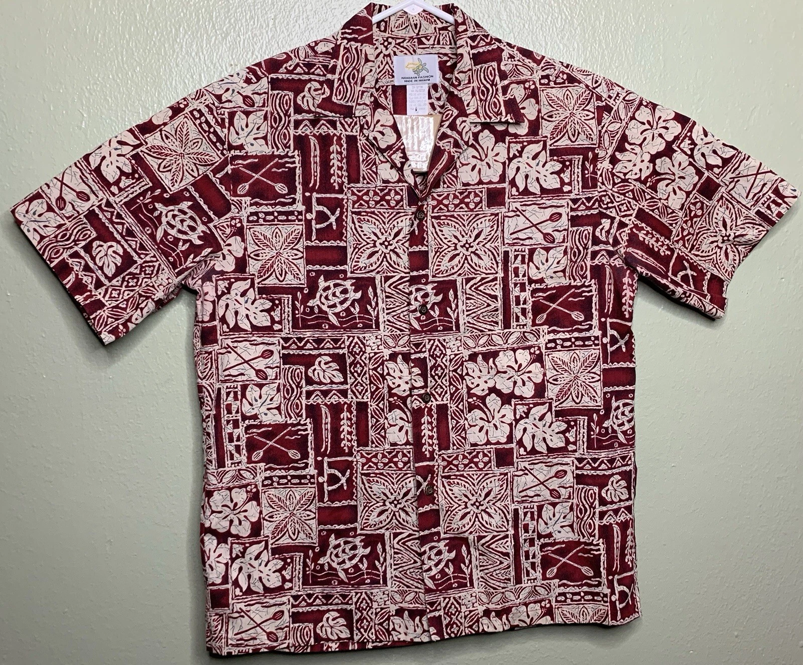 Vintage Hawaiian Fashion Mens Size M Red Floral Aloha Print Short Sleeve Shirt