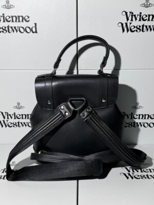Vivienne Westwood ブラックバックパック　VWB823 Vivienne Westwood ブラックバックパック VWB823 Vivienne