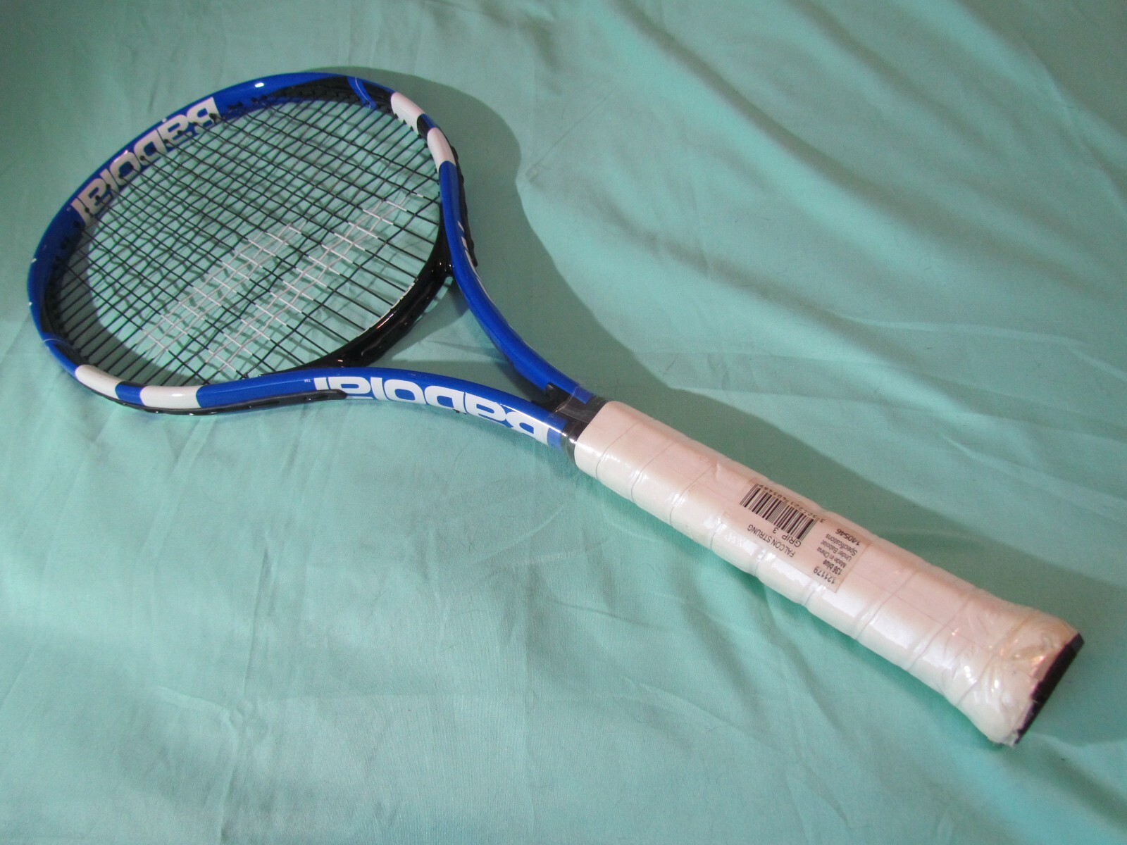 NOS Babolat Falcon 27in. Length 105'' Headsize  4 3/8 (3) Gr