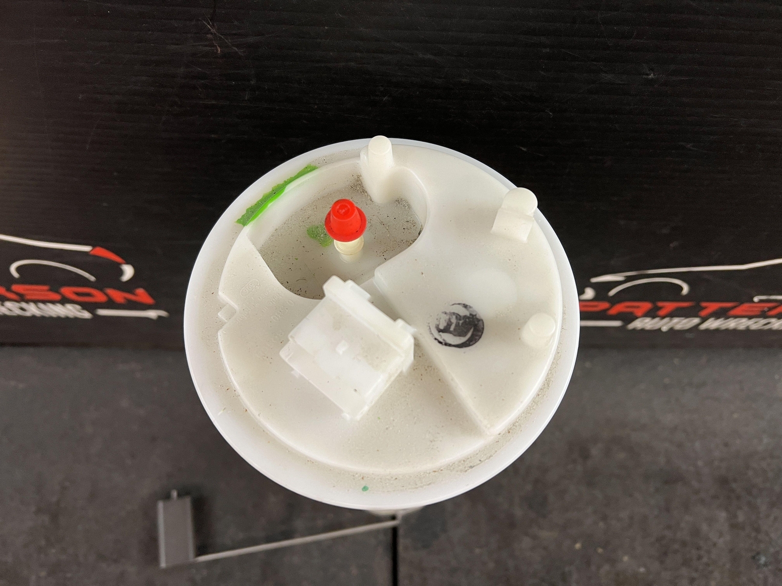 03-08 MASERATI QUATTROPORT ENGINE FUEL PUMP GAS SENDING UNIT