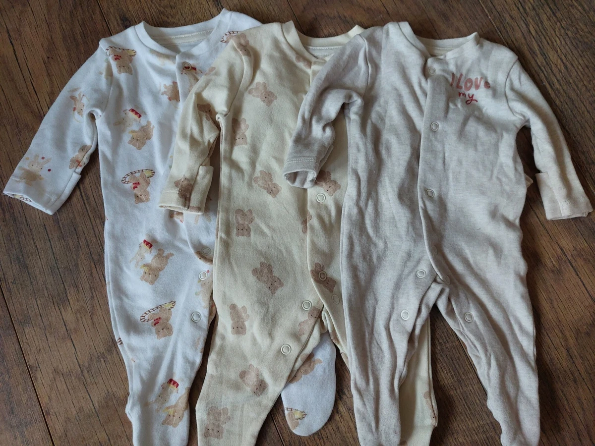 First size hotsell baby sleepsuits