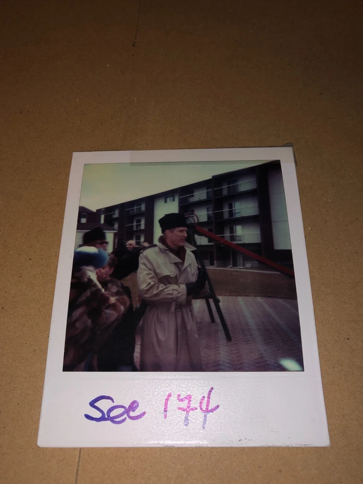 Elvis and Me (1988) Elvis Presley TV Movie Continuity Polaroid Photograph 186 - Bild 1 von 1