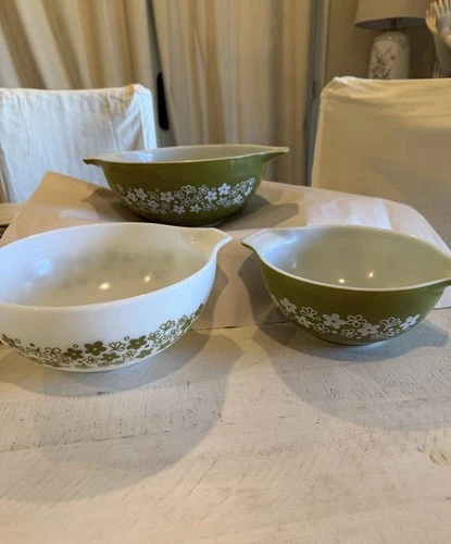 VTG Set Of 3 PYREX Spring Blossom Cinderella Bowl Crazy Daisy Nesting Mixing