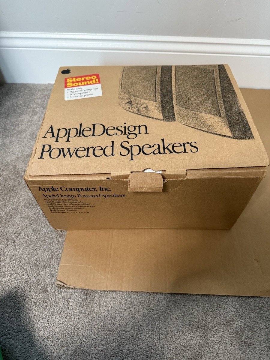 Apple Design M 6082 Vintage Powered Computer Speakers M6082 Stock