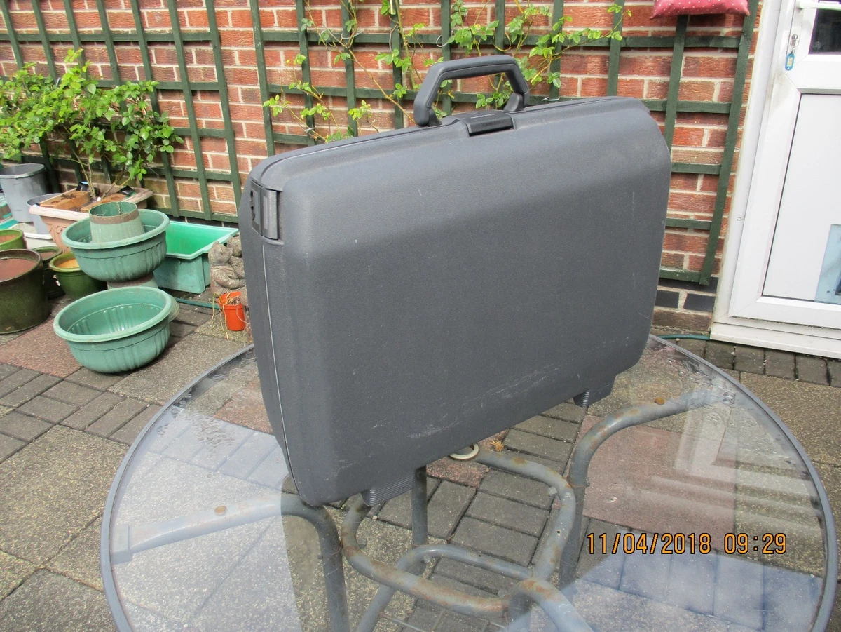 SAMSONITE, ROYAL TRAVELLER HARD SHELL SMALL CASE, ONE OWNER, collect NG10  5HA | eBay