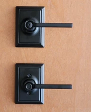 Schlage Matte Black Square Addison Latitude Lever Privacy Bed/Bath Door Lock