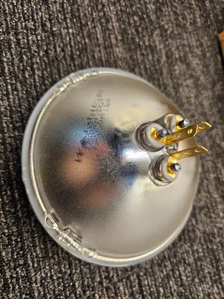 Faro bombilla halógena OMIX 12409.04 para Jeep Cj/Wrangler SC 1965-2006 Foto 3 de 4