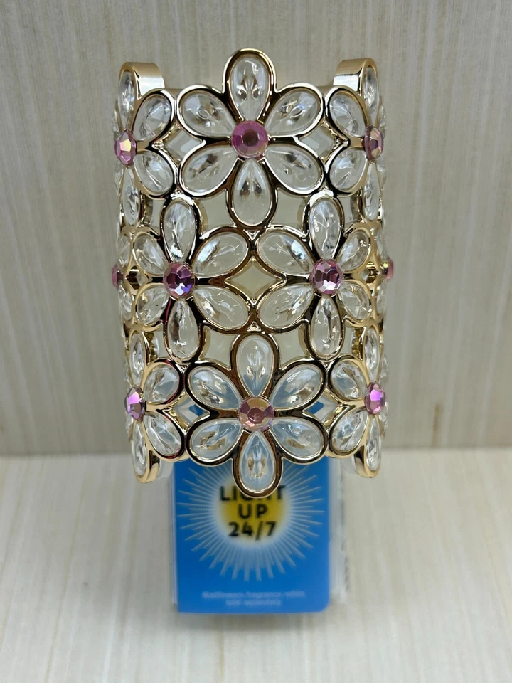 Bath & Body Works Rose Gold Flowers gems Wallflowers Plug in Fragrance Diffuser - Image 3 of 4