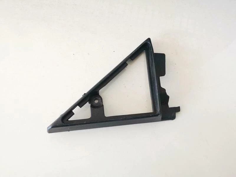 mb944697700 Innenausstattung mb944697-700 for Mitsubishi Carisma 