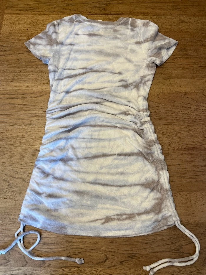 UNDERCOVER Abito a maniche corte ROSA Victoria's Secret grigio X SMALL spiaggia in spugna arricciato lato