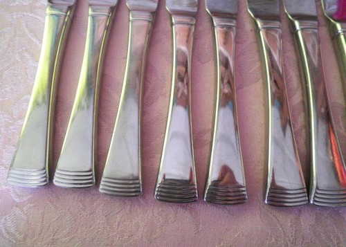 VINTAGE ENTREE KNIVES X8 STRACHAN CRESCENDO STAINLESS STEEL 20.5CM BUTTER KNIVES - Picture 2 of 4
