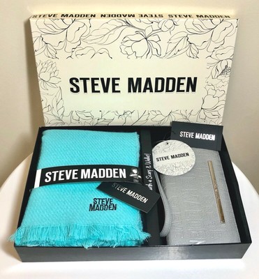 steve madden scarf gift set