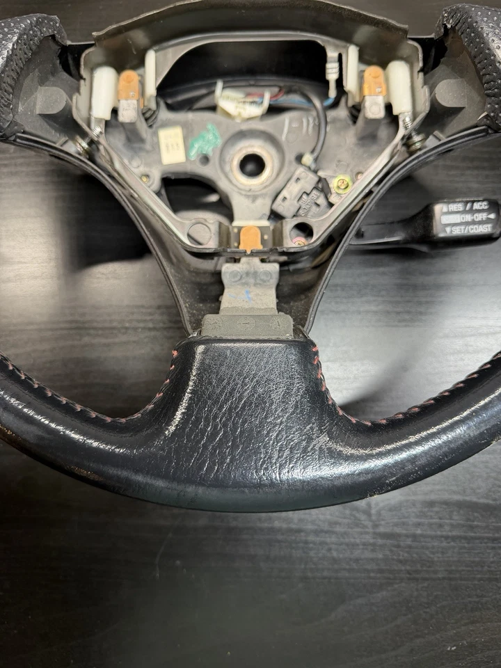 Toyota Corolla Matrix MR2 MK4 2001 Supra Celica GT S OEM volante rojo Foto 3 de 4