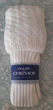 House of Cheviot Kilt Wąż / Fajka Band Skarpetki rozmiar M 8-10 w kolorze ecru z wełną merynosów