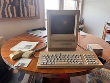 Apple Macintosh SE M5011 Vintage Computer