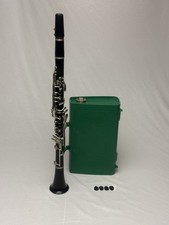 Vito USA Student Bb Clarinet NEW PADS cool green case PLAYS PERFECLTY