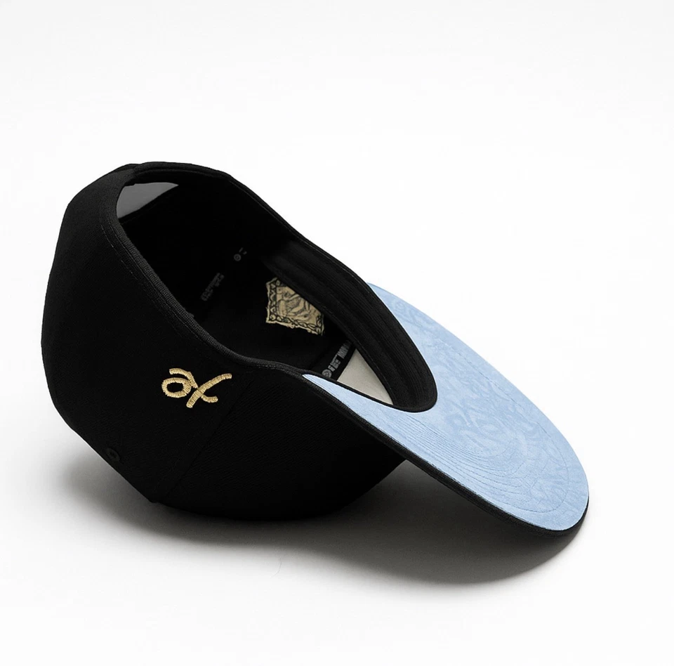 "Cleveland Indians Chief Wahoo ""Логотип снят с производства с синей УФ-защелкой""" - Изображение 4 из 4