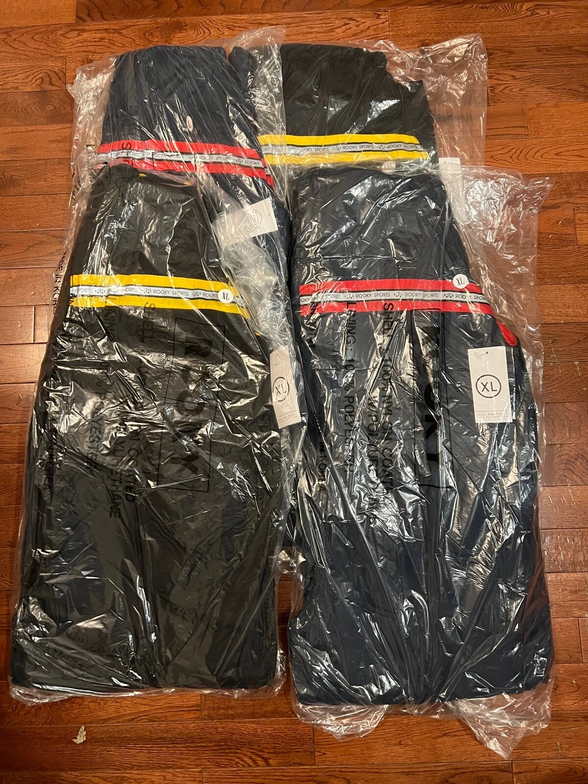 ROOKY Bib Overalls Black & Yellow ,Navy & Red Ski Nylon & Outdoor Unisex "NEW"
Opens in a new window