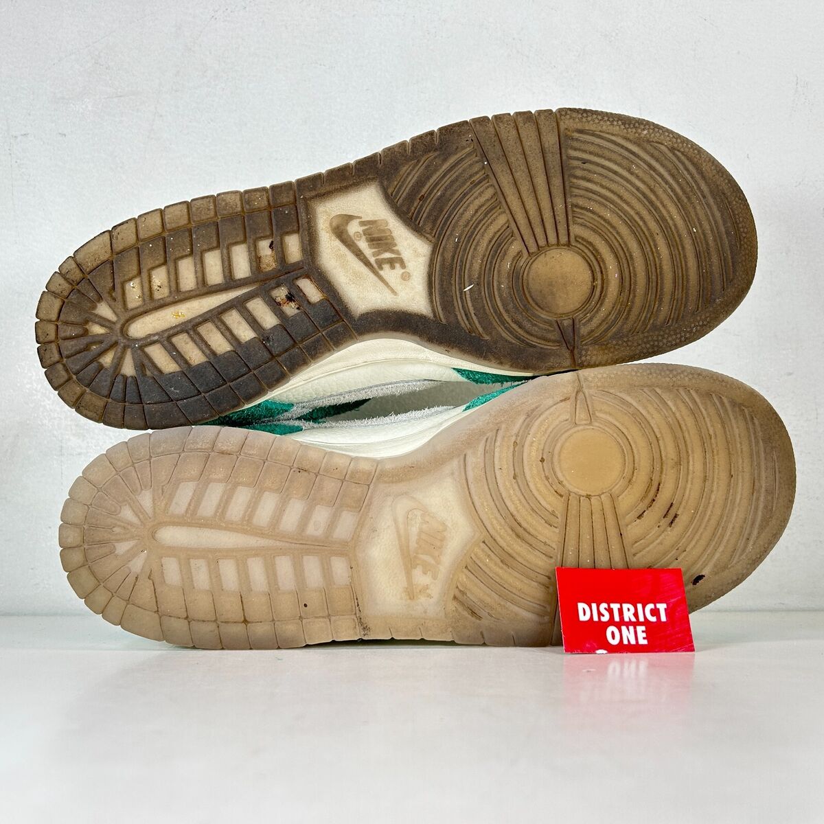 Kasina x Nike Dunk Low Road Sign Neptune Green (VNDS) - Size Kasina x Nike Dunk Low Road Sign Neptune Green (VNDS) - Size