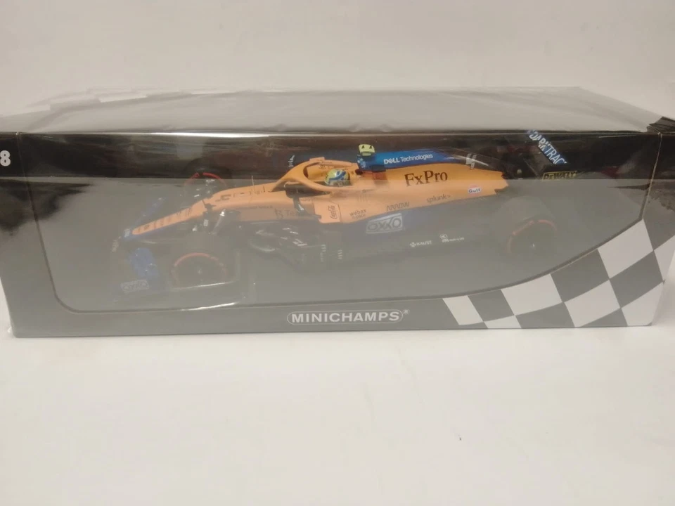 Minichamps McLaren MCL35M #4 Lando Norris Pole GP De Russie 2021 1/18 530213404