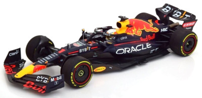 1/18 Red Bull RB18 Max Verstappen #1 Saudi Arabian GP 2022 Minichamps 110220001