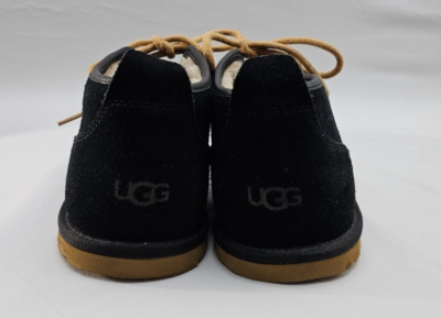 UGG Maksim Black Suede Wool Lined Chukka Boots Men display picture 2