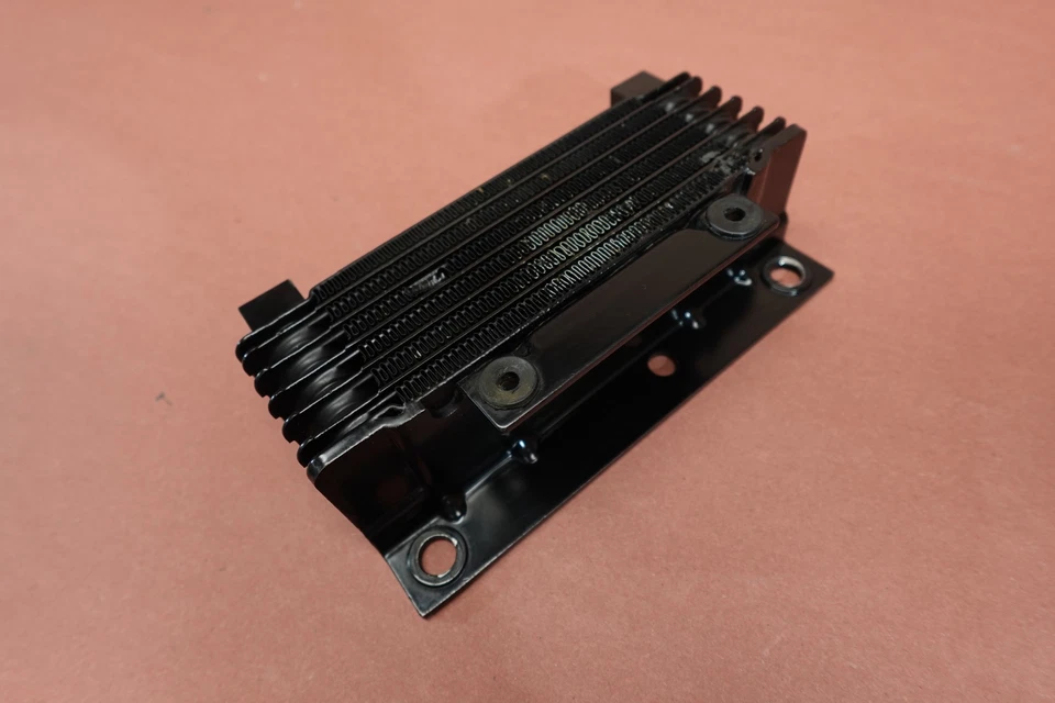 МАСЛЯНЫЙ ОХЛАДИТЕЛЬ 2007-2012 Harley Davidson FLHTCU Electra Glide Ultra Classic - Изображение 4 из 4