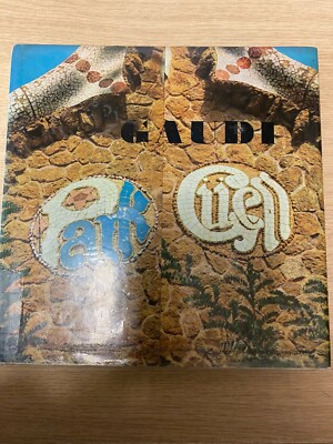 Park Guell De A. Gaudi