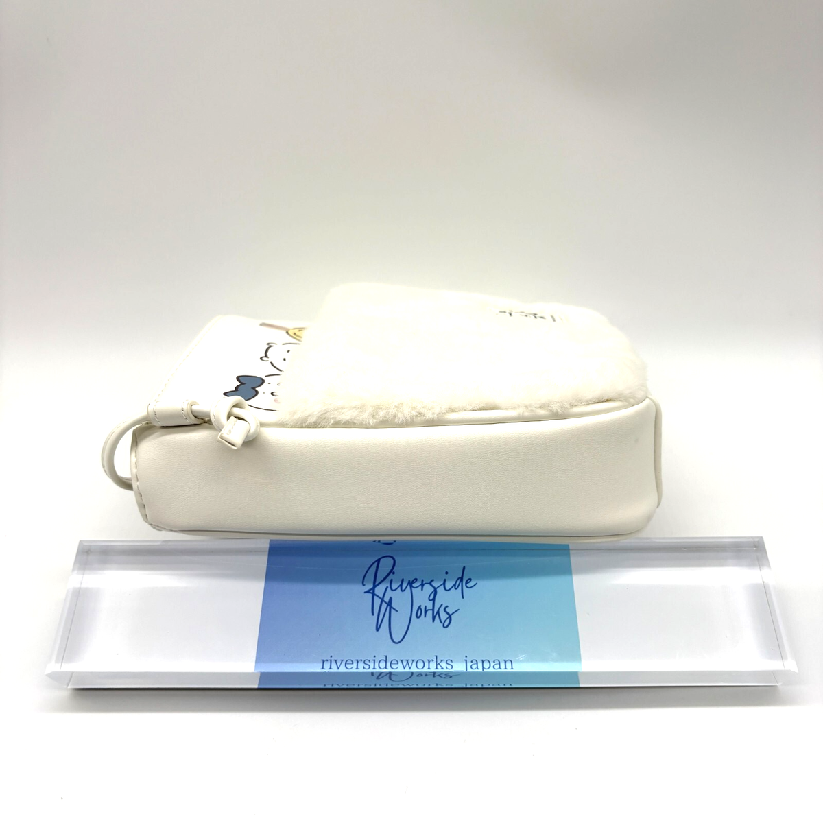 Chiikawa GU Chikawa Usagi Hachiwate Shoulder Bag White Pouch