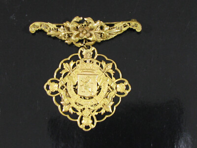 MIRIAM HASKELL COAT OF ARMS CREST MEDALLION DANGLE BROOCH 