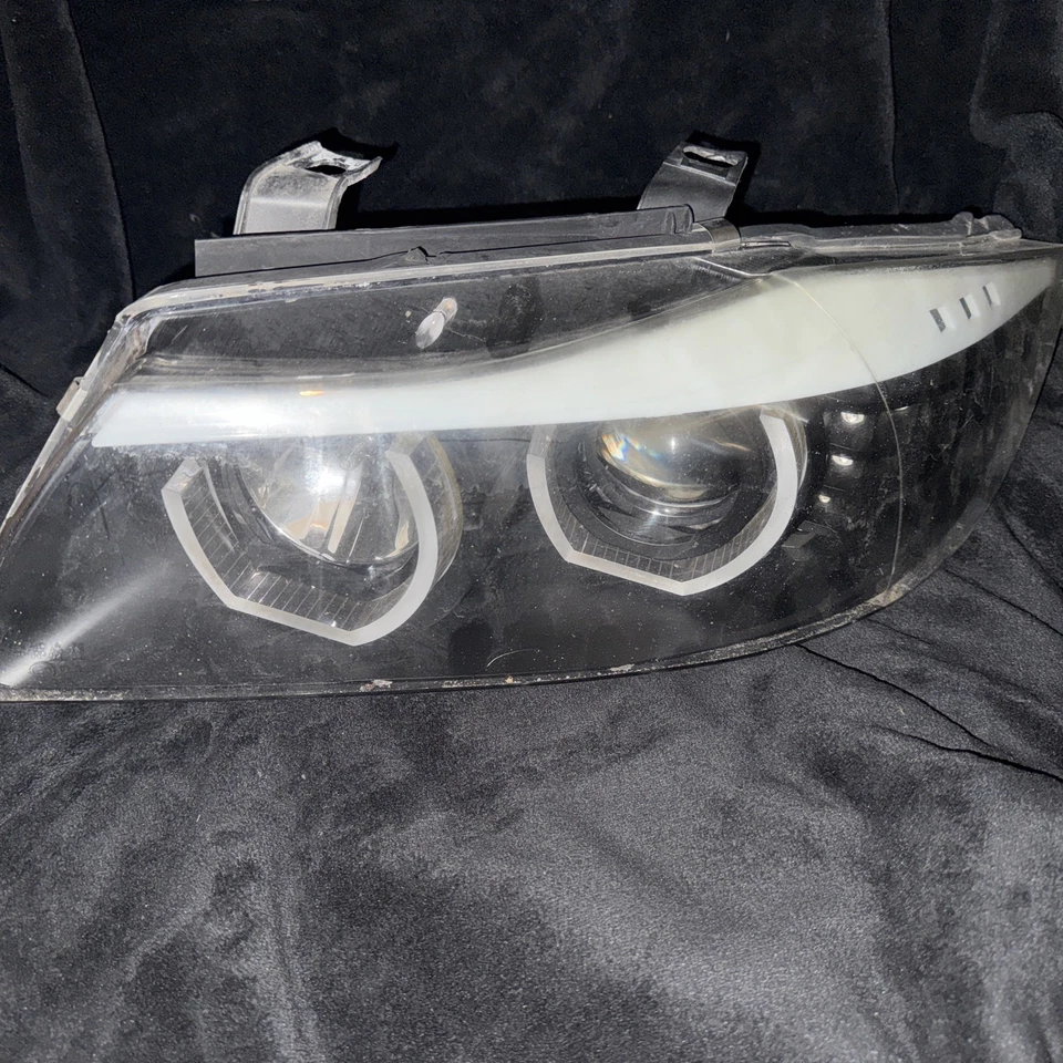 [3D U-Halo DRL+LED Signal] For 09-12 BMW E90 3-Series Projector Headlights Black - Image 2 of 4