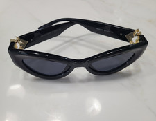 FENDI FE40146I Women's Cat Eye Sunglasses Black Frame Gray Tinted UV400 145mm
