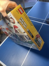 LEGO CREATOR Hillside House 5771 &ndash; Retired, Sealed, 3-in-1 Set