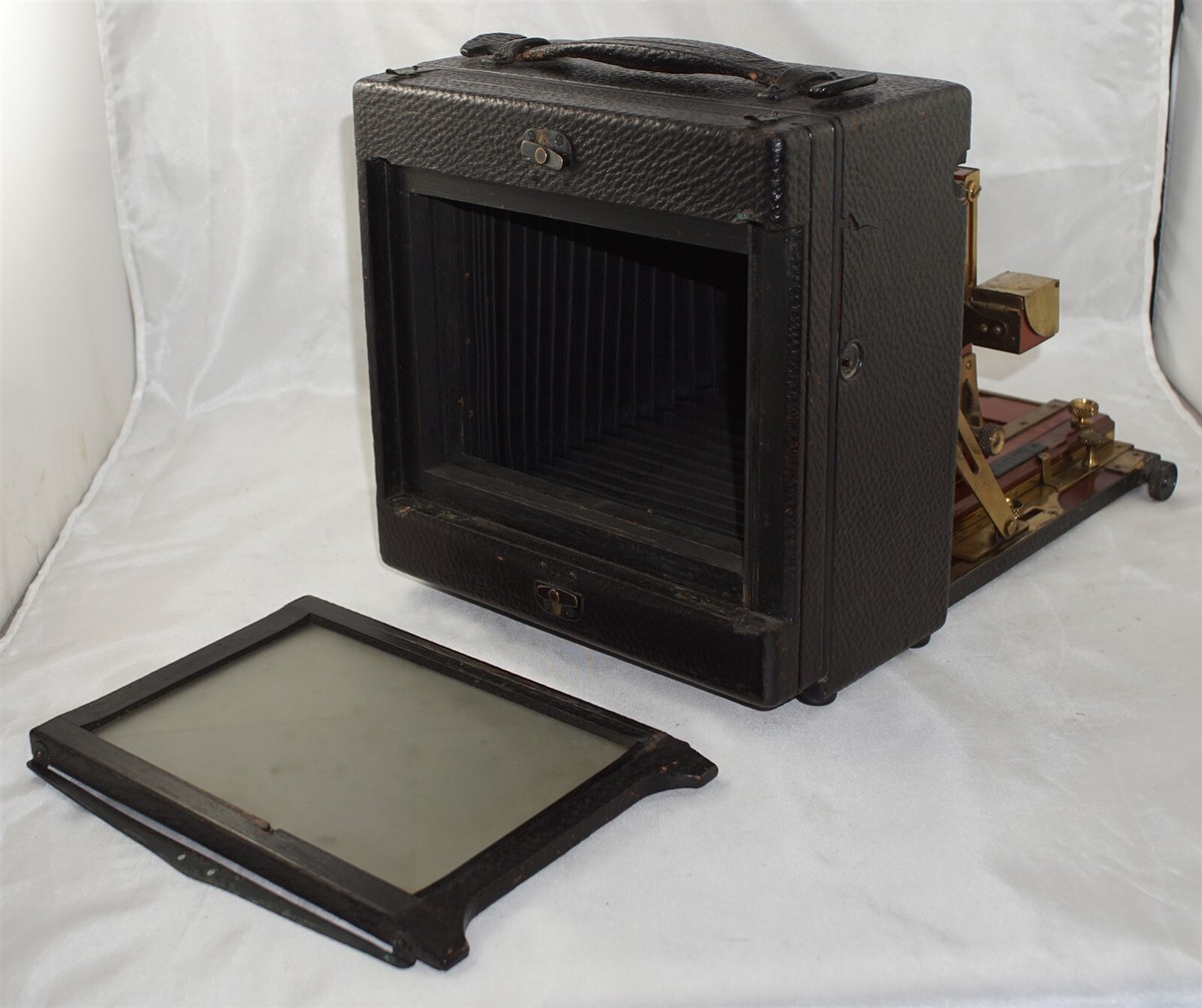 A Folmer & Schwing Division Graflex 3A Camera, with Cooke Anastigmat