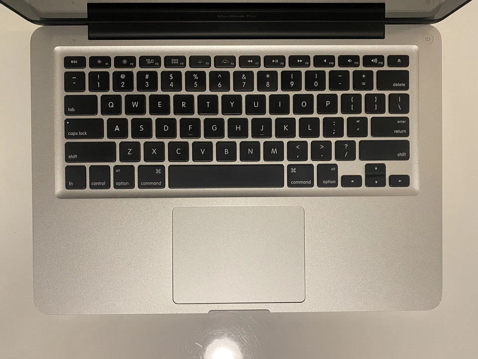 Apple Macbook Pro 13" Laptop | 8 GB RAM + 1 TB HD | 2 YR WARRANTY + OFFICE - Image 2 of 4