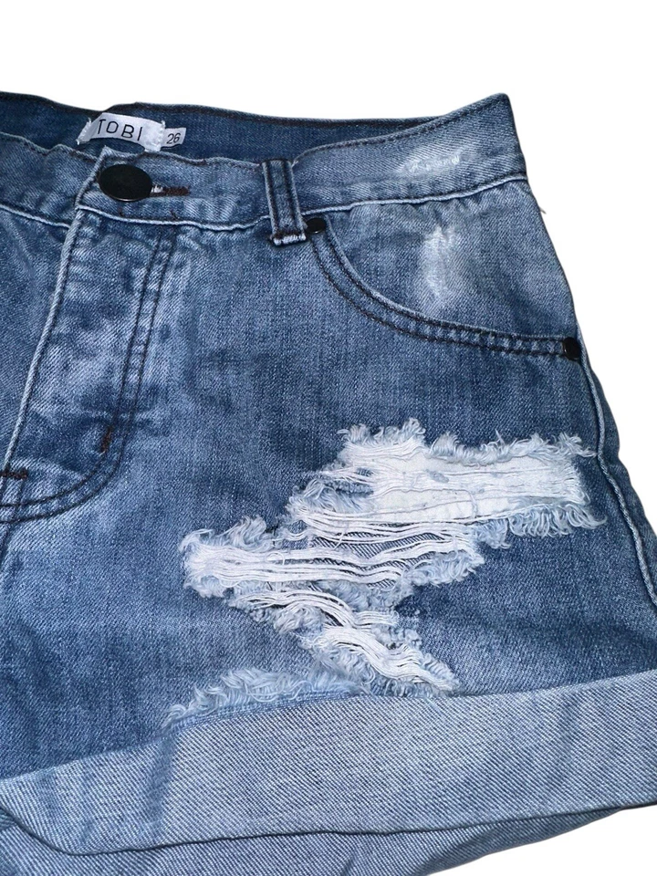 Pantalones cortos de mezclilla desgastados con puños Tobi para mujer talla 26 pantalones cortos botones mosca Foto 3 de 4