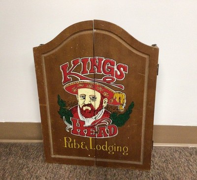 Vintage Kings Head Pub & Lodging Dart Board Game Wood Cabinet 20 X 16 inches