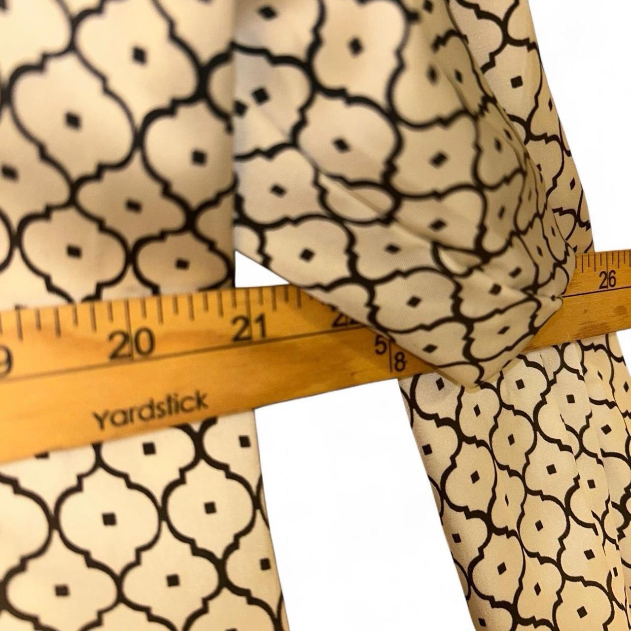 Zara satin polyester geometric print button up si… - image 5