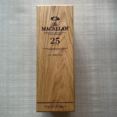 The Macallan 25 Years Single Malt Whiskey 700ml 【Empty Bottle】
