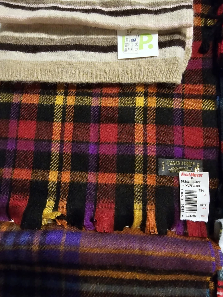 (8)DE COLECCIÓN-CASHLUXE-CASHMILLION-DESCOURS SA-BP-LARGO-BUFANDAS ACRÍLICAS PARA MUJER-NUEVO CON ETIQUETAS Foto 3 de 4