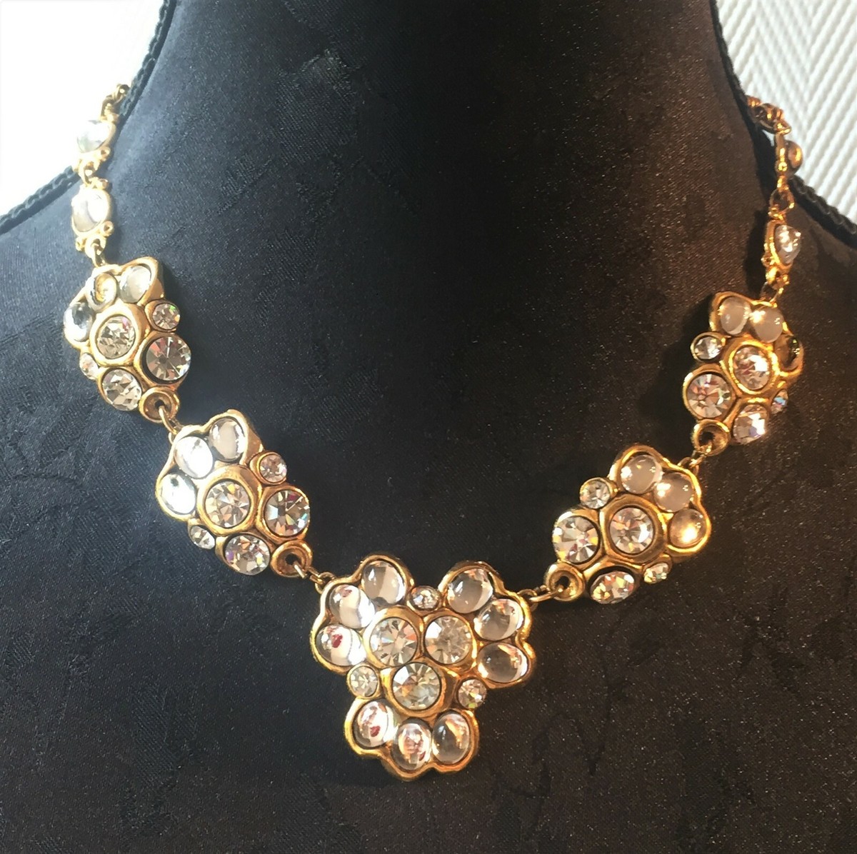Collier Vintage Taratata France - Signé - Doré Et Strass Multicolore - Motif étoile - Longueur 41-45 Cm