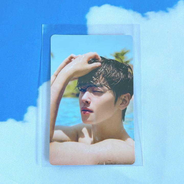 ASTRO Cha Eunwoo 2022 official magazine MD photo card No. 11 ASTRO Cha Eunwoo 2022 official magazine MD photo card No. 11