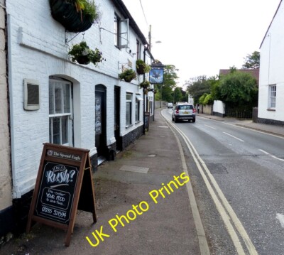 Photo 6x4 The Spread Eagle on Northcourt Road Abingdon  c2015