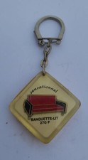 RARE Porte Clé - KUOM - Sensationnel Banquette Lit 270 F -key Ring