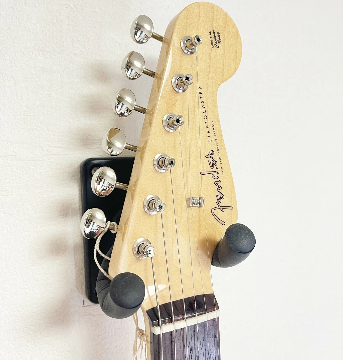 Fender Made in Japan Traditional '60s Stratocaster Olympic White