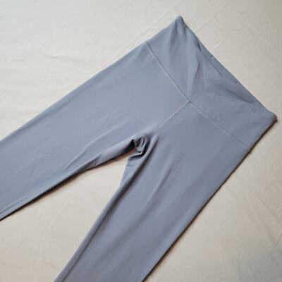 Athleta Womens Size MT Elation Ultra High Rise 7/8 Tight Blue 599750
