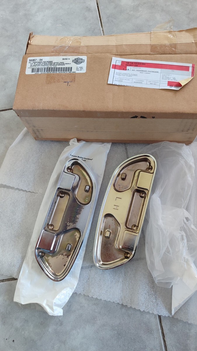 Harley-Davidson 50357-04 Swept Wing Passenger Footboard Pans