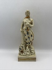 Flora oder die Jahreszeit des Frühlings Prattware Staffordshire Keramik um 1820