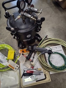 GRACO  ELECTROSTATIC SPRAY SYSTEM W /NEW PRO 4500 SC GUN ETC, MUST SEE 💲SAVE💲