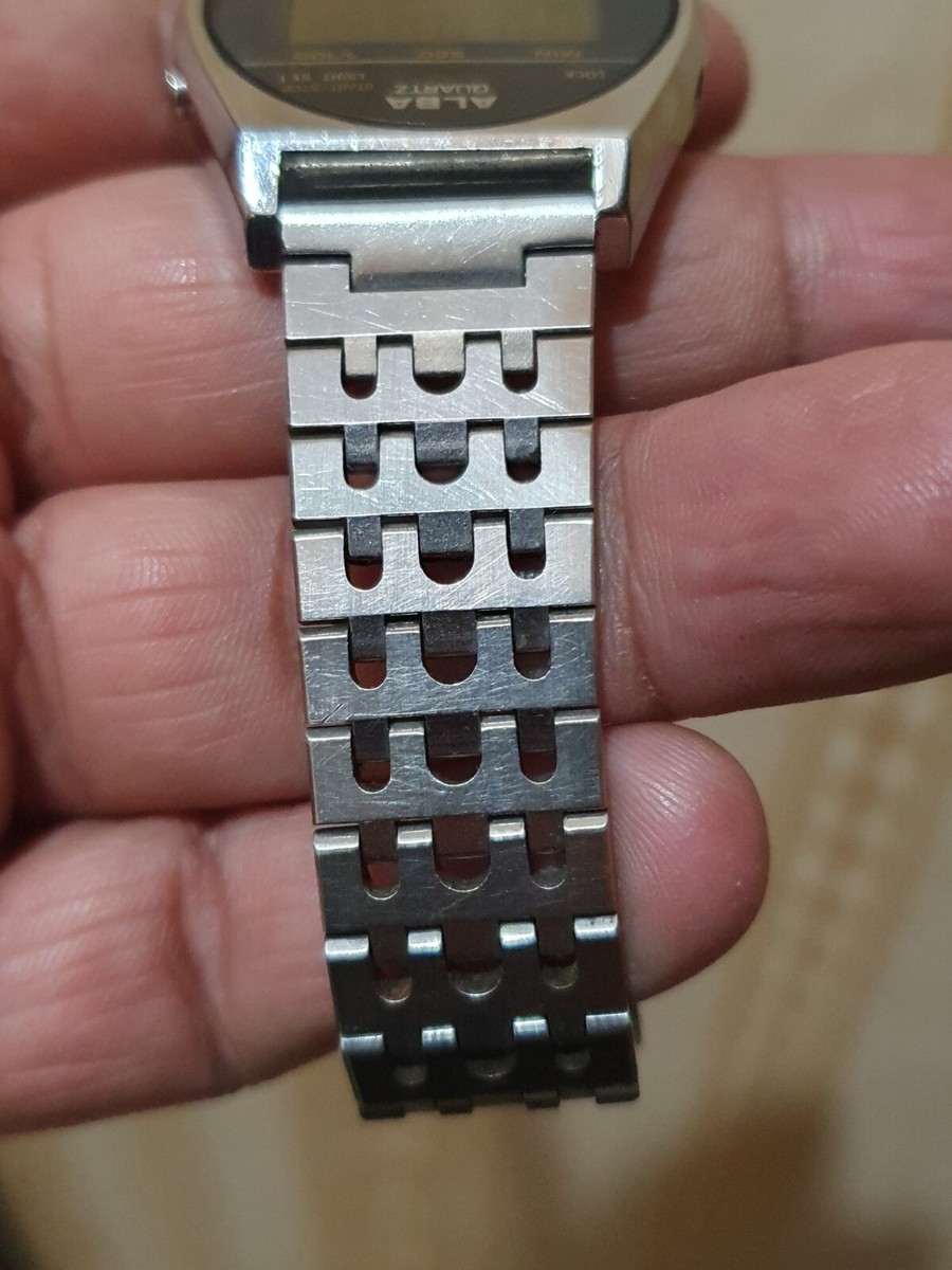 Vintage Seiko Alba Y448-6000 Chronograph Quartz Digital Men